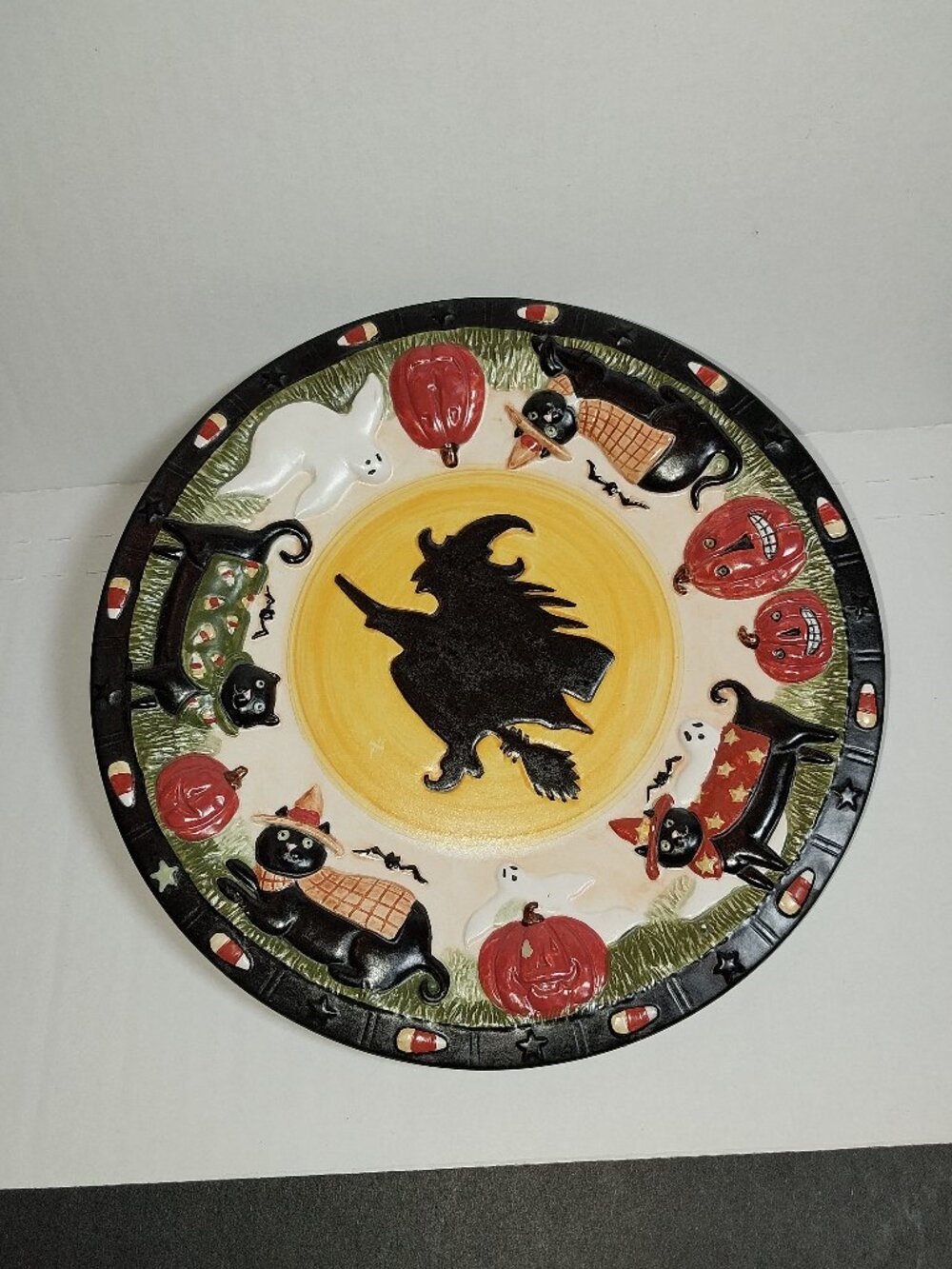 Halloween Yankee Candle Plate by Teresa Kogut